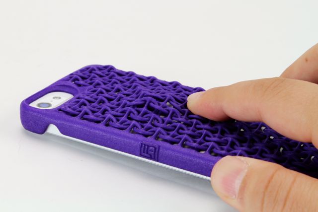 Freshfiber Maille For Iphone 5 3dプリントで作られた チェーンのデザインが目を惹く美しいiphoneケース Appbank