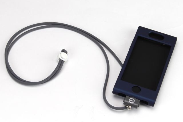 Link Outdoor Neckstrap Case For Iphone 5 ネックストラップ付きiphoneケース 移動時に便利です Appbank