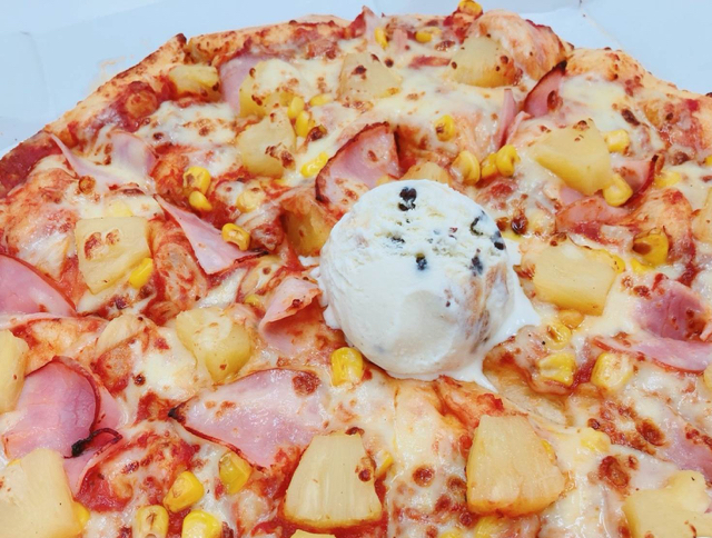ピザにアイスをトッピング スーパー猛暑を乗り切るための八カ条をドミノ ピザが発表 Appbank