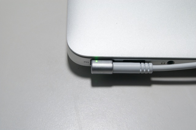 Apple MagSafe Airline 電源アダプタ