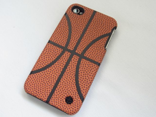 SNAP ON COVER SPORT BASKETBALL: 本物のバスケットボールと同じ素材を使用したケース。