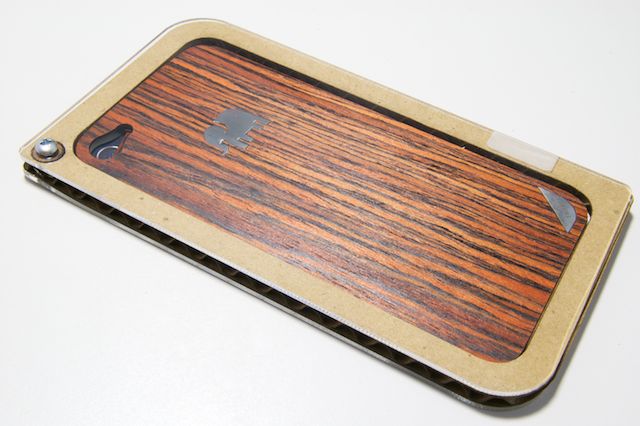 TRUNKET wood skin for iPhone4