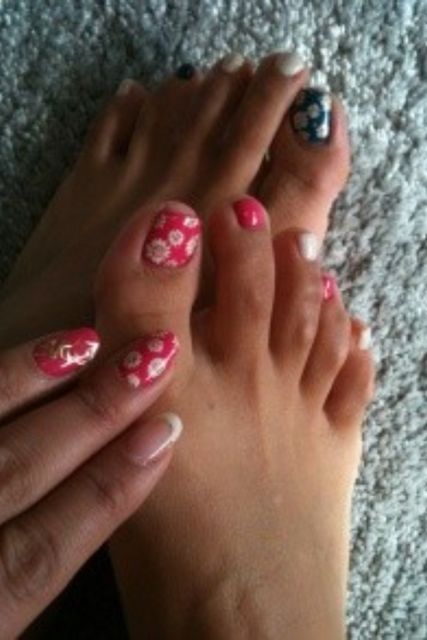 流行Nail・芸能人Nail produced by AIKO 流行Nail・芸能人Nail produced by AIKO