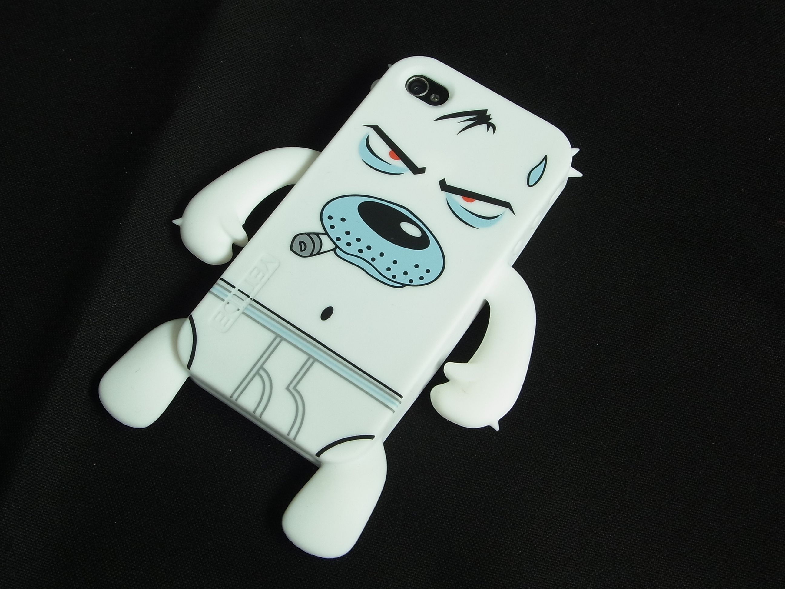 iPhone 4 Character Sillicone Skin – Briefs Dog White: 「個性的な」ブリーフ犬のデザインケース！
