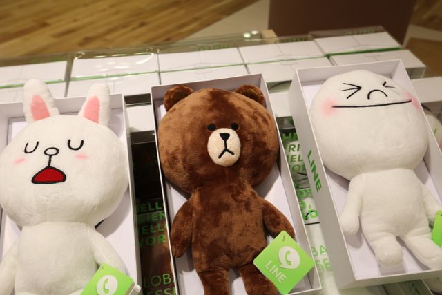 LINE のスタンプでお馴染みキャラがぬいぐるみになった！！ AppBank Store 表参道で限定販売します。