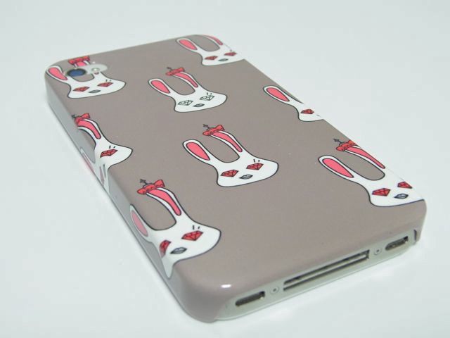 Royal family for iPhone4S/4: 個性派好きにはたまらん。ジュエリー好きのロイヤルファミリー。