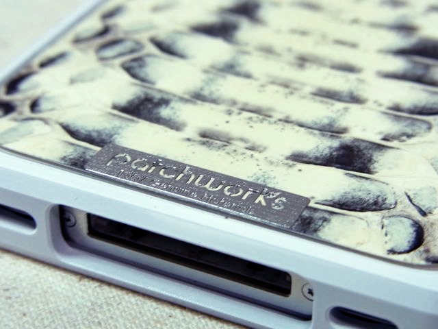 iPhone バンパー alloy