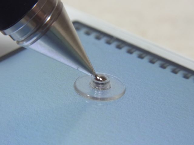 Jot Flip: 細かい作業に最適！デジタルもアナログも1本で2役こなす高機能スタイラスペン。