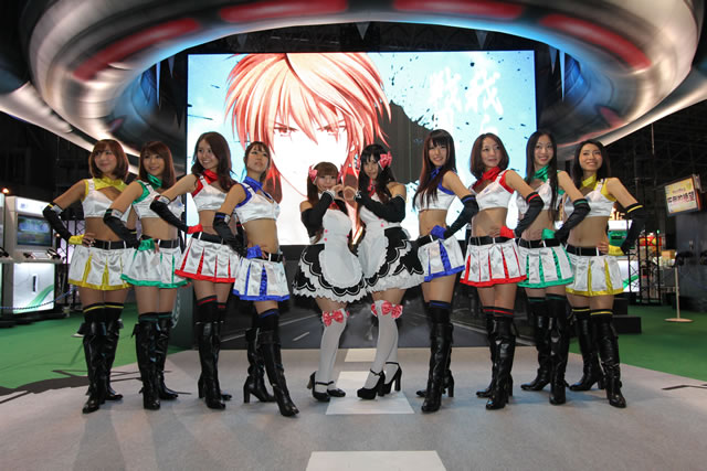 【TGS2012】東京ゲームショウの美人コンパニオンさんの写真で作ったiPhone 5用壁紙【バンナムなどコスプレ編】