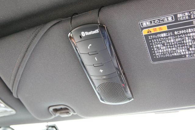Bluetooth 車載 サンバイザー ドライブ中の通話に最適なぴったり収まるスピーカーフォン Appbank