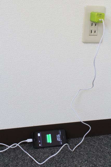 AC Charger for Lightning コネクタ