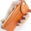 i Wear Calf: 一枚革でできた「着るiPhone」ケース。上質な使用感は素晴らしいの一言！