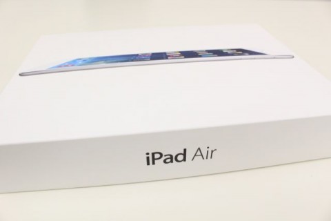 本命はiPad miniな私たちが、iPad Airをさわってみた感想。気持ちが揺らいでしまうこの薄さ！ | AppBank