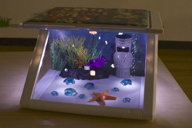 Smart Toy Looksi Aquarium Iphoneとipadでデジタル3d水槽から熱帯魚釣りができちゃうオモチャ Appbank