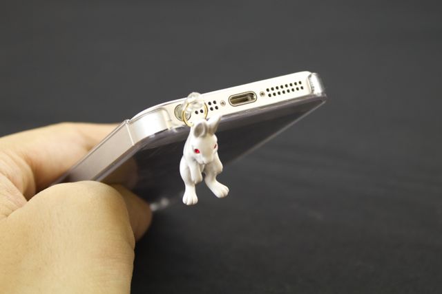 うさぎ イヤホンジャック かわいい iphone2