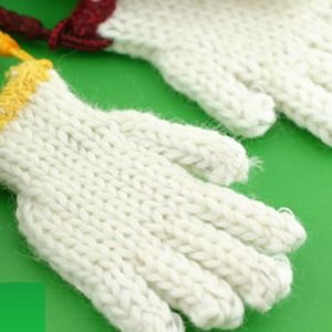 [新商品] その道55年の職人が本気で作った究極の軍手ストラップ!