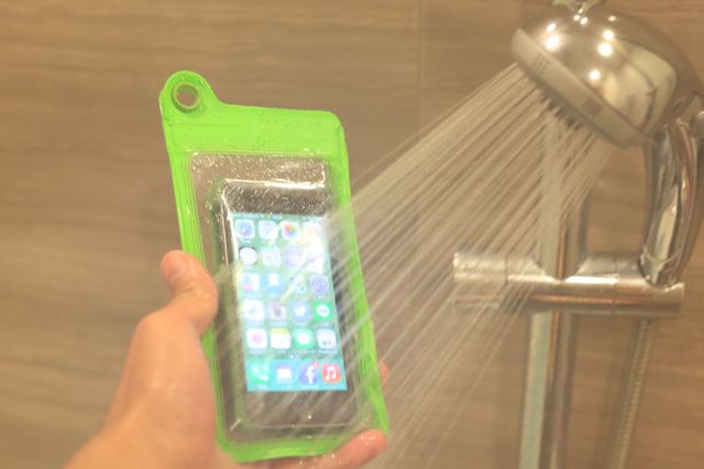 Splash Proof Case: 海やお風呂場などで大活躍する、とっても安い防滴ケース！！