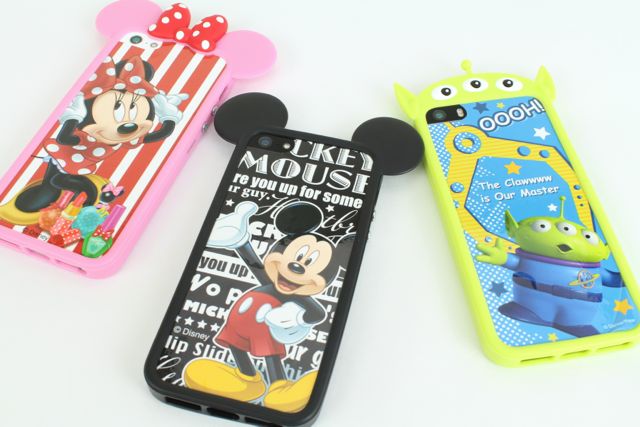 iPhoneがディズニーキャラに変身するケースセット。前面・背面フィルムも入ってお得!