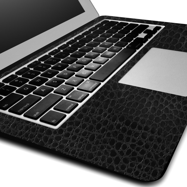 [新商品] 高級感バツグン! MacBook Airに貼るプレミアムスキンシール。