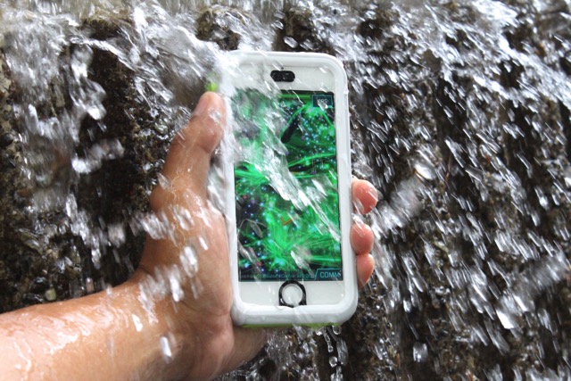 Touch ID対応完全防水ケース カタリスト ホワイトグリーン iPhone 6