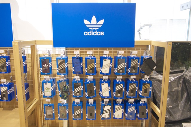 adidas - 2