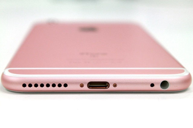 iPhone 8は新世代Lightningポート採用、急速充電に対応か