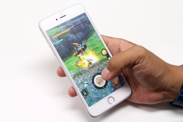 [レビュー] iPhoneゲーマーは絶対に使うべし。私がアンチグレア強化ガラスをオススメする理由