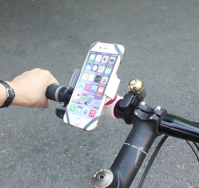 ハンドルに挟むだけ 強い振動にも耐えられる自転車用スマホスタンド Appbank
