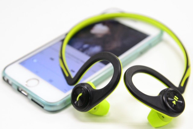 ワイヤレスイヤホンやキーボードの「Bluetooth」ってなに?