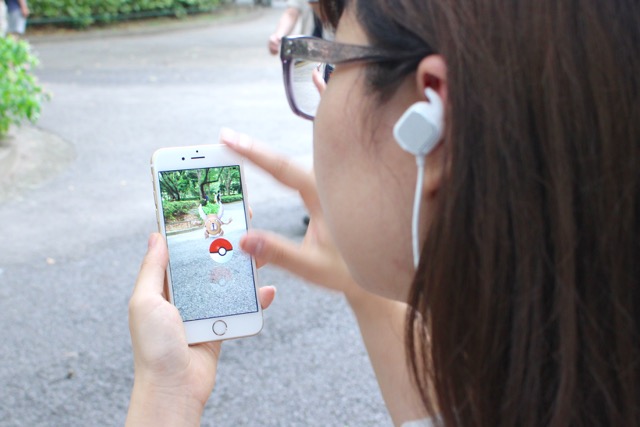 音楽を楽しみながら『ポケモンGO』をするのに最適なワイヤレスイヤホン『Anker SoundBuds Sport IE20』