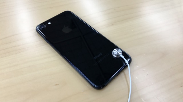 iPhone7アイフォン7ジェットブラック指紋