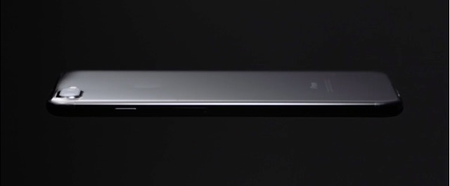 Apple発表会で発表されたiPhone 7ブラック