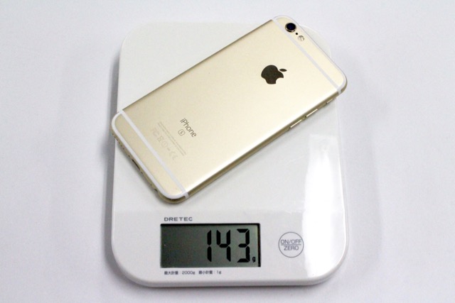 「iPhone 6s」の重さは143g