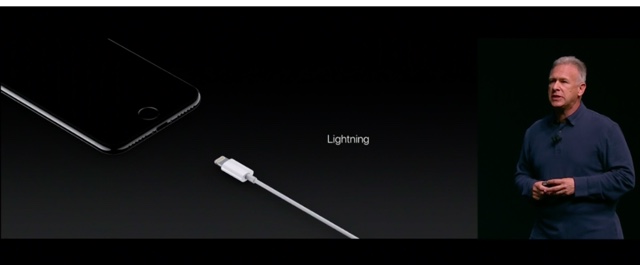 Apple発表会 iPhone 7はイヤホンジャック廃止