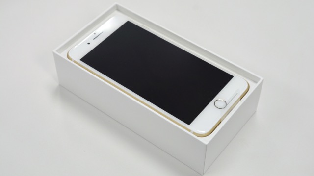 箱に入ったiPhone 7 Plus