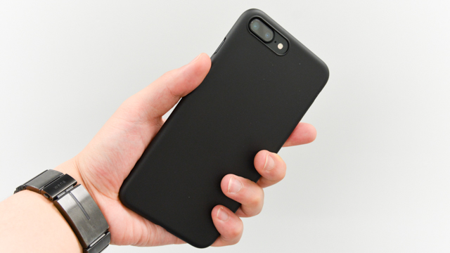 究極のフィット感。iPhone 7 Plusにケースをつけるならコレ