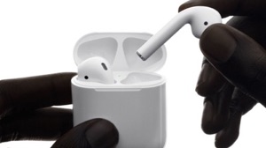 Appleの完全ワイヤレスイヤホン『AirPods』発売開始! 最短1月15日到着