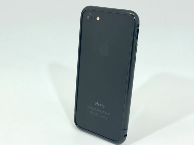 【先行販売】『クリスタルアーマー』のバンパーに新色ジェットブラック登場! 【iPhone 7/7Plus】