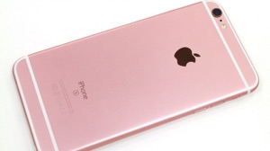 新iOSを来週公開へ、iPhone 6sの電源が突然オフになる問題で