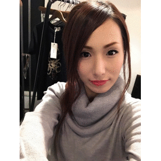 iPhone(アイフォン)カメラアプリ 写真加工アプリ 画像加工アプリ 無料アプリ メイクアプリ 盛れるカメラアプリ モデルさんに最強のメイクアプリを試してもらった