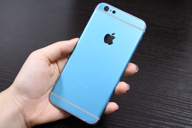 ついに青iPhone「ライトブルーメタリック」が登場!?