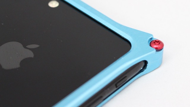 【iPhone 7 iPhone 7 Plus】ギルドデザイン ソリッドバンパーに限定モデル登場