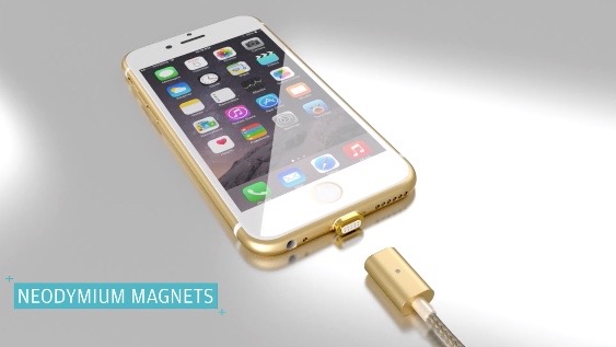 【iPhone】磁石でくっつく充電ケーブルなら断線の心配なし!