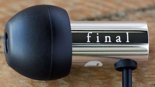 高級オーディオブランド「final」のコスパ最高イヤホン『E3000』