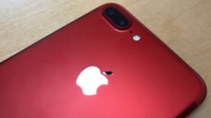 iPhone X/8の(PRODUCT)REDモデルが近日登場?