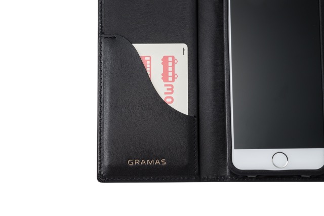 バットマン・スーパーマンとコラボしたGRAMAS フルレザー手帳型iPhoneケース