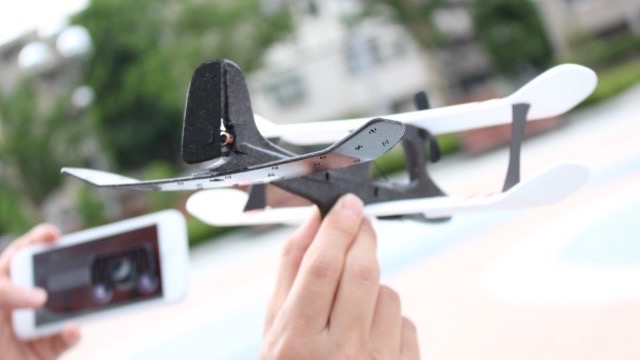 【10,800円→7,980円】わずか20gの飛行機型ドローン『Moskito(モスキート）』が安くなった!