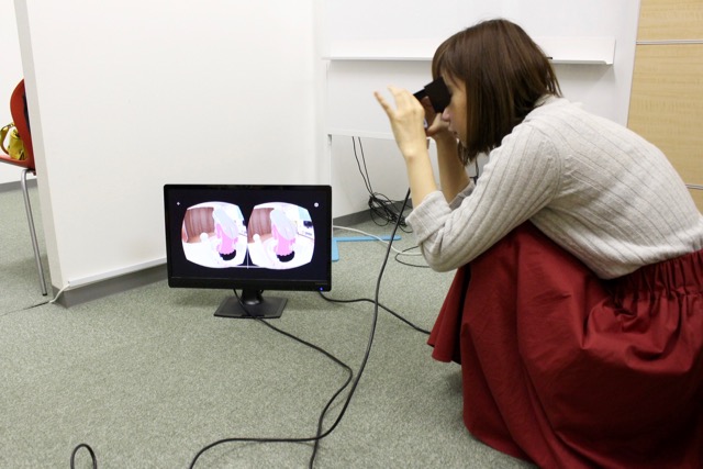 『エロマンガ先生VR』先行プレイ! 見るだけでなく「寄り添える」究極の添い寝体験がここに