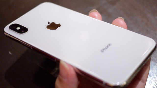 iPhone Xで電話に出られず、Appleが問題を調査中