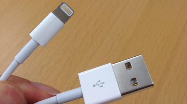 「MFi」ロゴが一新、Lightningケーブルを買う時は要注意